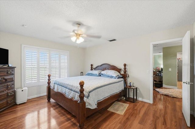 137 WOOD HALL DRIVE, Mulberry, FL 33860