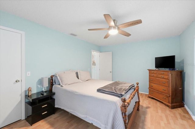 137 WOOD HALL DRIVE, Mulberry, FL 33860