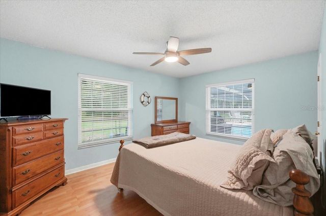 137 WOOD HALL DRIVE, Mulberry, FL 33860