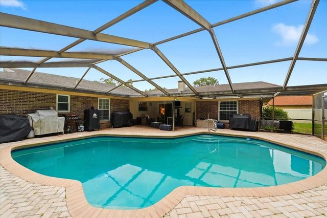 137 WOOD HALL DRIVE, Mulberry, FL 33860