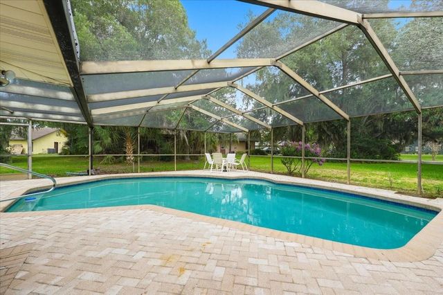 137 WOOD HALL DRIVE, Mulberry, FL 33860
