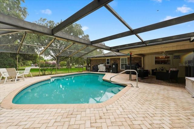 137 WOOD HALL DRIVE, Mulberry, FL 33860