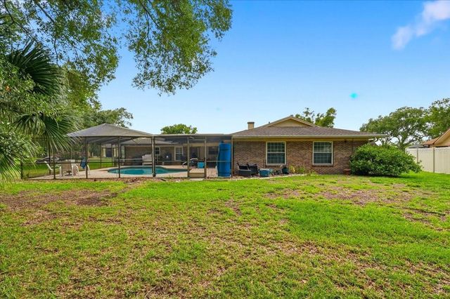 137 WOOD HALL DRIVE, Mulberry, FL 33860
