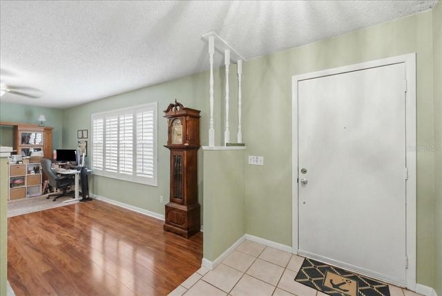 137 WOOD HALL DRIVE, Mulberry, FL 33860