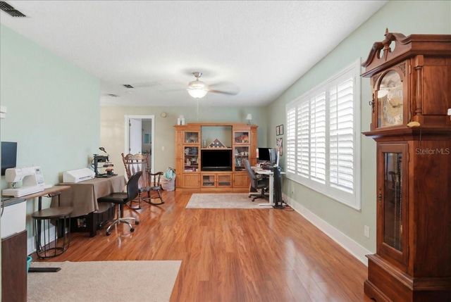 137 WOOD HALL DRIVE, Mulberry, FL 33860