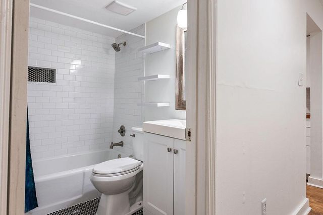 1133 Clairemont Avenue D, Decatur, GA 30030