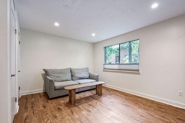 1133 Clairemont Avenue D, Decatur, GA 30030