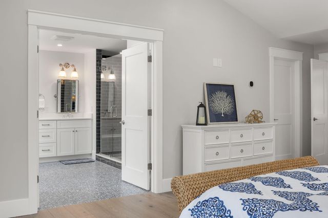 165 Baxter Neck Road, Marstons Mills, MA 02648