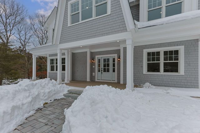 165 Baxter Neck Road, Marstons Mills, MA 02648