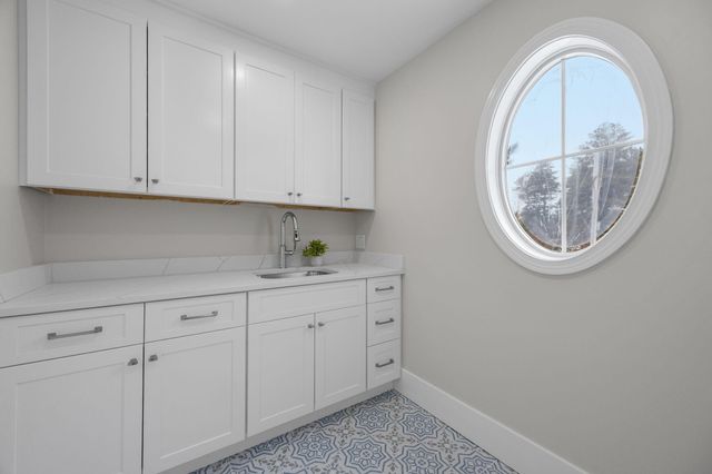 165 Baxter Neck Road, Marstons Mills, MA 02648