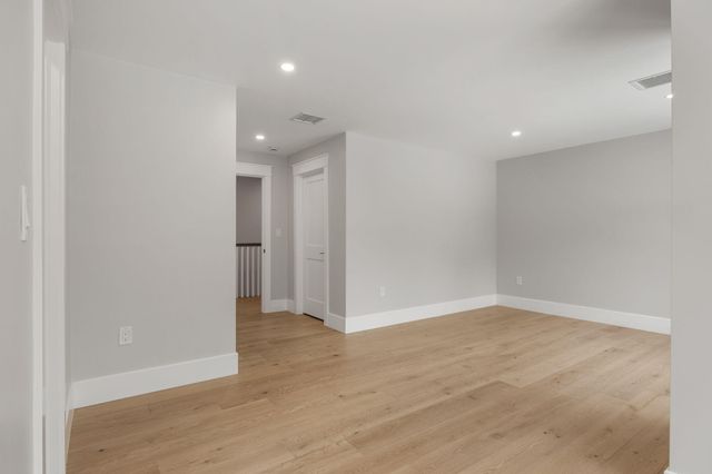 165 Baxter Neck Road, Marstons Mills, MA 02648