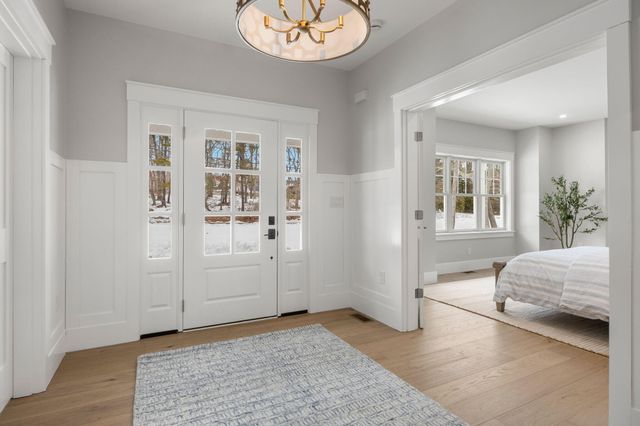 165 Baxter Neck Road, Marstons Mills, MA 02648