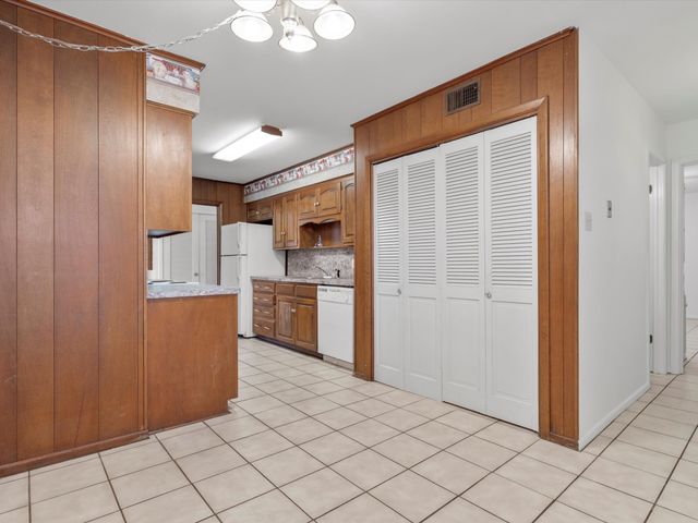 4804 South Drive, Fort Worth, TX 76132