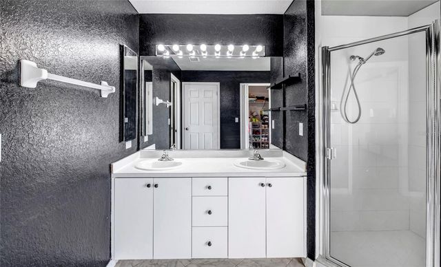 1131 SE 13TH TERRACE, Cape Coral, FL 33990