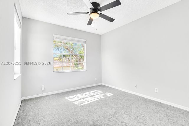 3884 NW 63rd Ter, Coral Springs, FL 33067