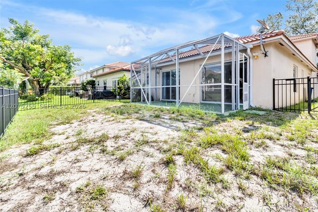 3884 NW 63rd Ter, Coral Springs, FL 33067