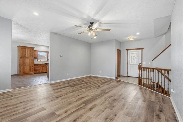 3272 N Ohara Avenue, Springfield, MO 65803