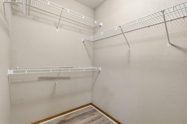 3272 N Ohara Avenue, Springfield, MO 65803