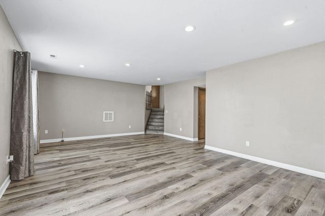 3272 N Ohara Avenue, Springfield, MO 65803