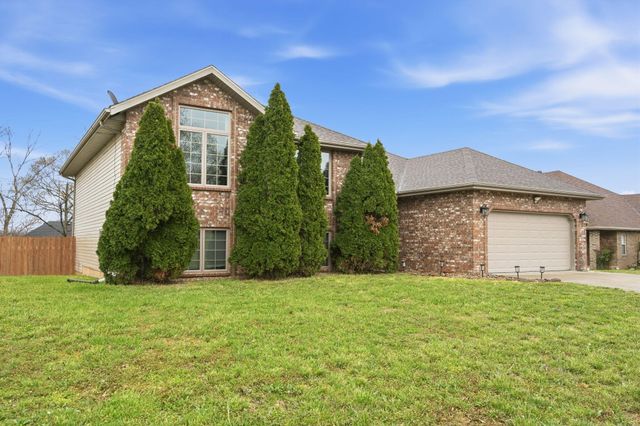 3272 N Ohara Avenue, Springfield, MO 65803