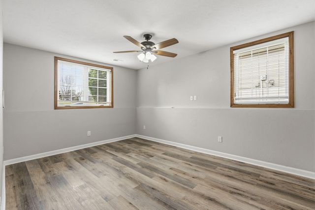 3272 N Ohara Avenue, Springfield, MO 65803