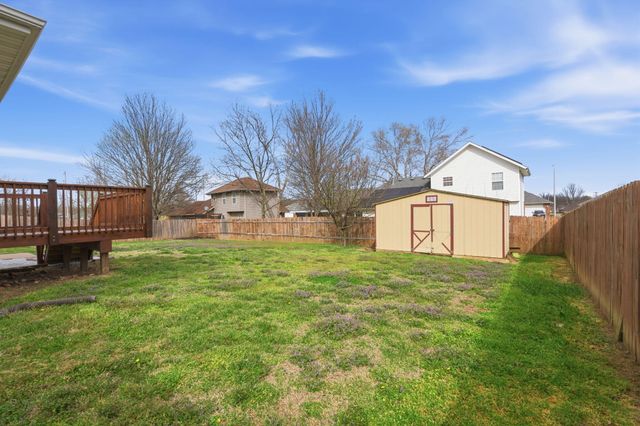 3272 N Ohara Avenue, Springfield, MO 65803