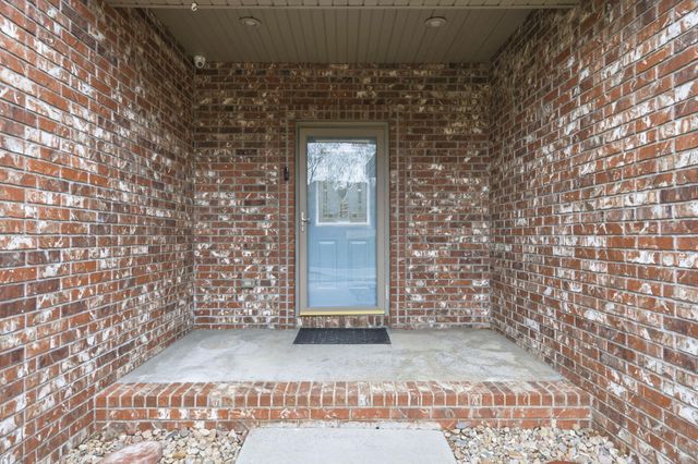 3272 N Ohara Avenue, Springfield, MO 65803