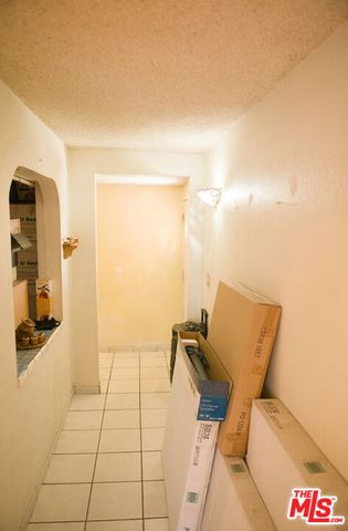 8804 Ilex Avenue, Los Angeles, CA 91352
