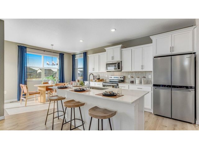 824 Trumpet Ln, Windsor, CO 80550