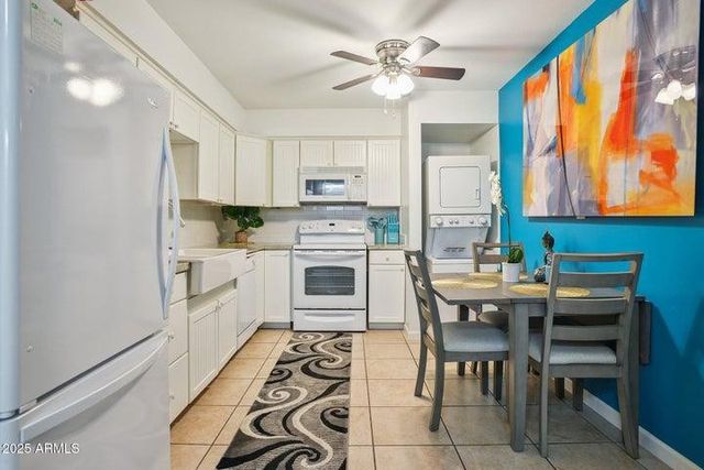 8046 E Oak Street, Scottsdale, AZ 85257