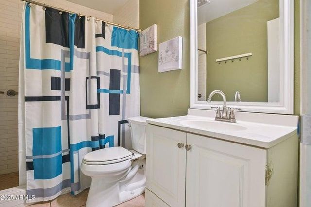 8046 E Oak Street, Scottsdale, AZ 85257