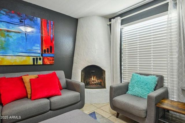 8046 E Oak Street, Scottsdale, AZ 85257