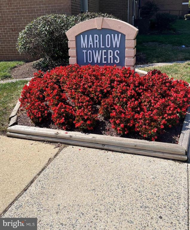 3801 SAINT BARNABAS RD #T - 102, Suitland, MD 20746