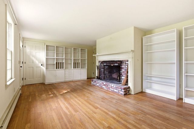 93 Robbins Circle, Dennis, MA 02638