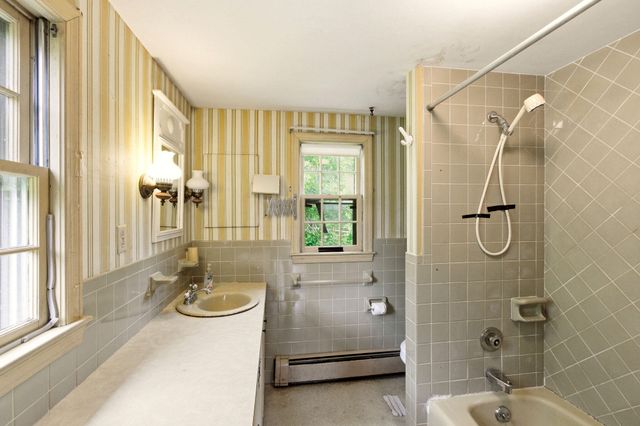 93 Robbins Circle, Dennis, MA 02638