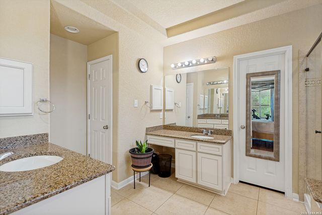 10539 Alcantara, Helotes, TX 78023
