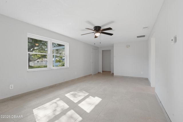 1528 Valencia Avenue, Daytona Beach, FL 32117