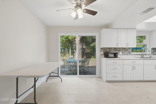 1528 Valencia Avenue, Daytona Beach, FL 32117