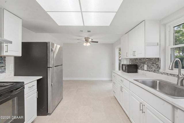 1528 Valencia Avenue, Daytona Beach, FL 32117