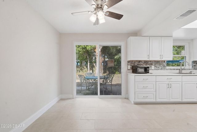 1528 Valencia Avenue, Daytona Beach, FL 32117