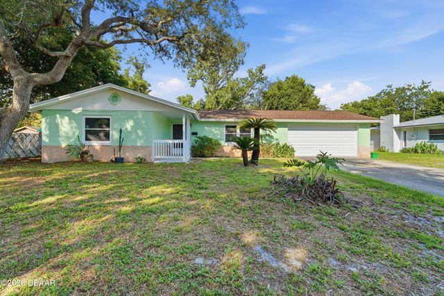 1528 Valencia Avenue, Daytona Beach, FL 32117