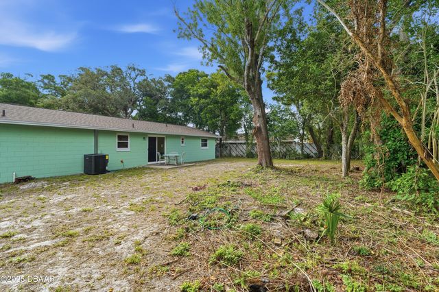 1528 Valencia Avenue, Daytona Beach, FL 32117