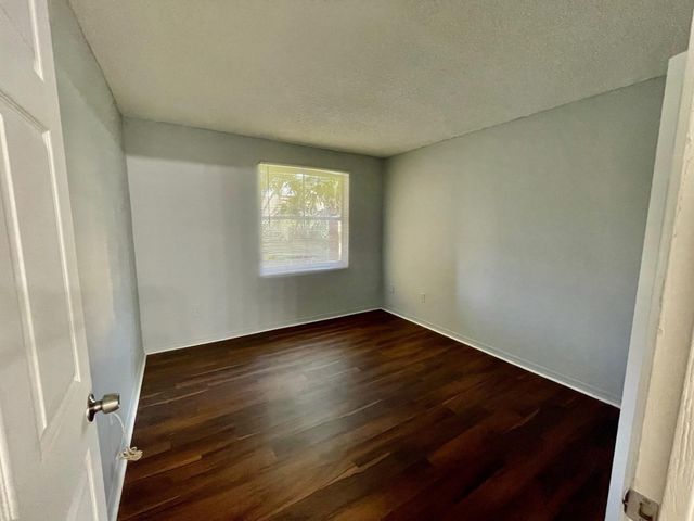 9615 NW 1st Court 10-202, Pembroke Pines, FL 33024