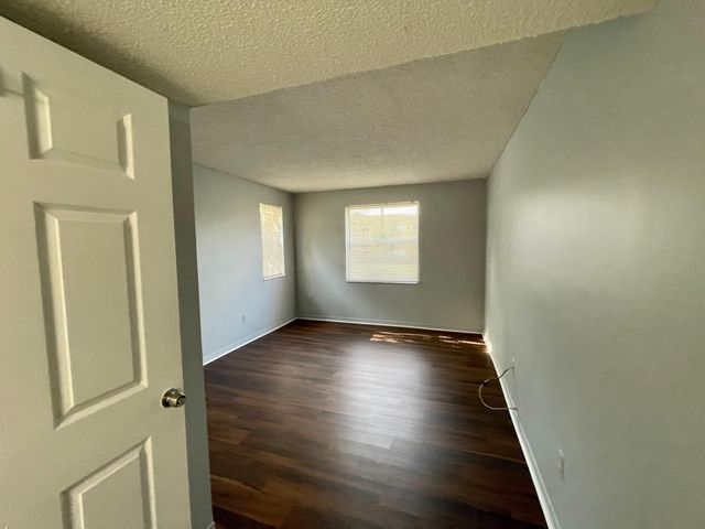 9615 NW 1st Court 10-202, Pembroke Pines, FL 33024