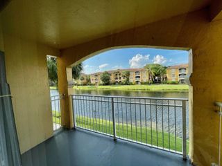 9615 NW 1st Court 10-202, Pembroke Pines, FL 33024