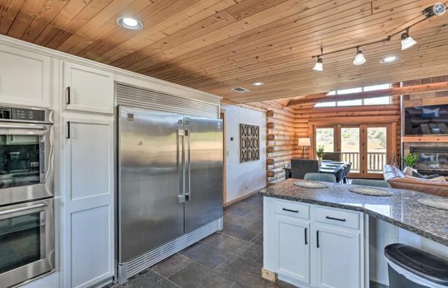 2000 Faith Lynn Ln, Valley Springs, CA 95252