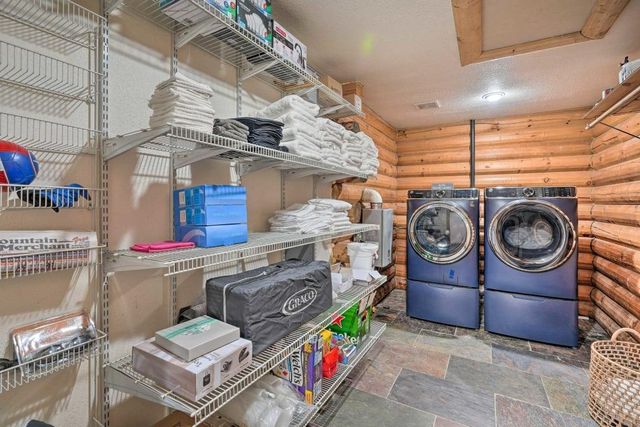 2000 Faith Lynn Ln, Valley Springs, CA 95252