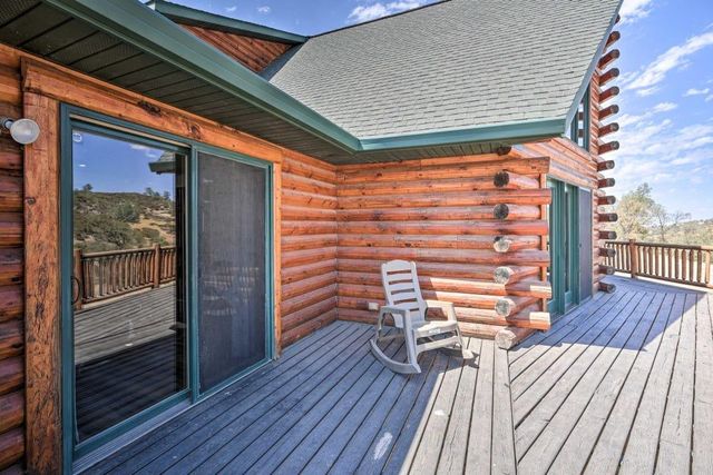 2000 Faith Lynn Ln, Valley Springs, CA 95252