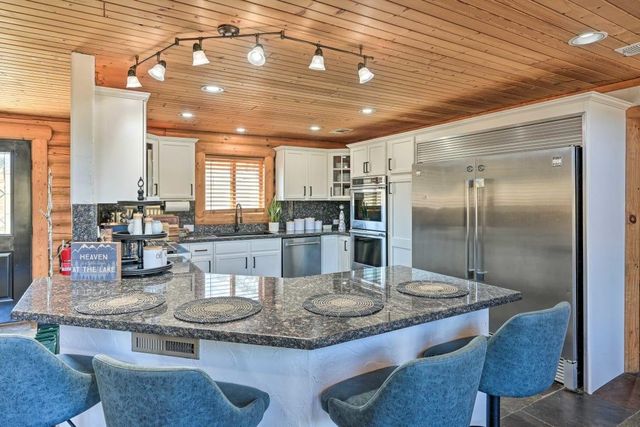 2000 Faith Lynn Ln, Valley Springs, CA 95252