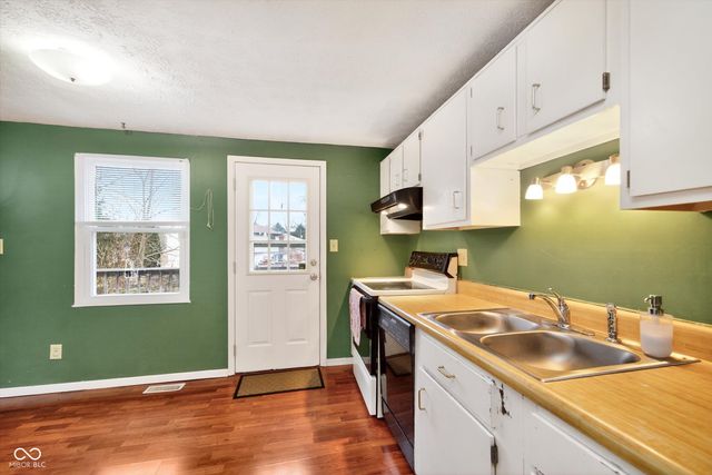 11495 Crestview Drive, Fishers, IN 46038